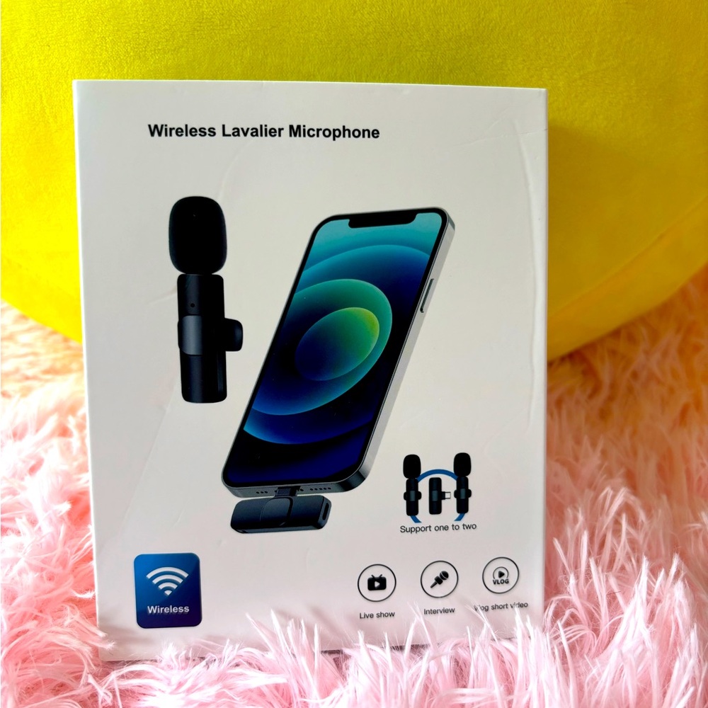 2 Pack Wireless Microphone for iPhone iPad, Mini Wireless Clip-on Microphones